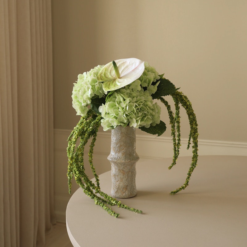 Dewdrop Symphony Buket