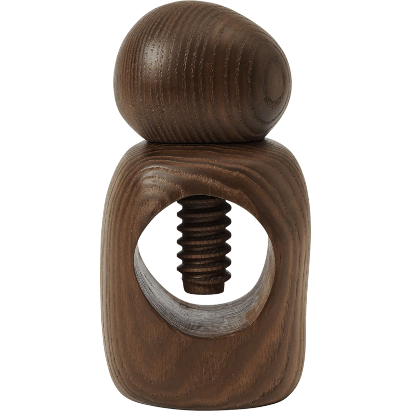 Cairn Nøddeknækker, Mørkebrun