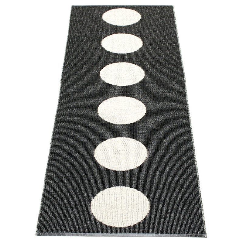 Vera Tæppe Sort / Vanilje, 70x300 cm