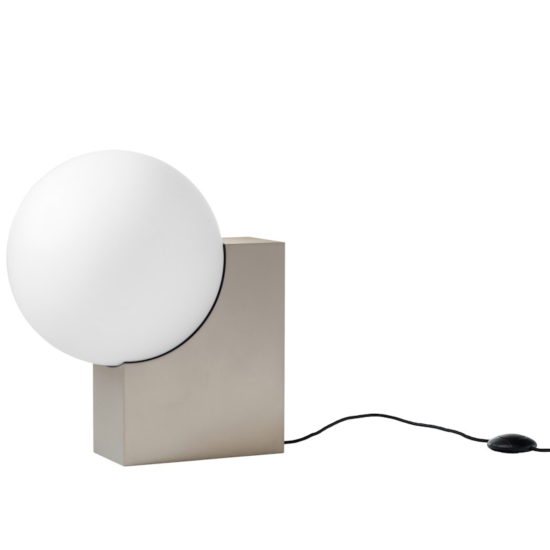 Journey SHY4 Gulvlampe, Børstet Stål / Opalglas